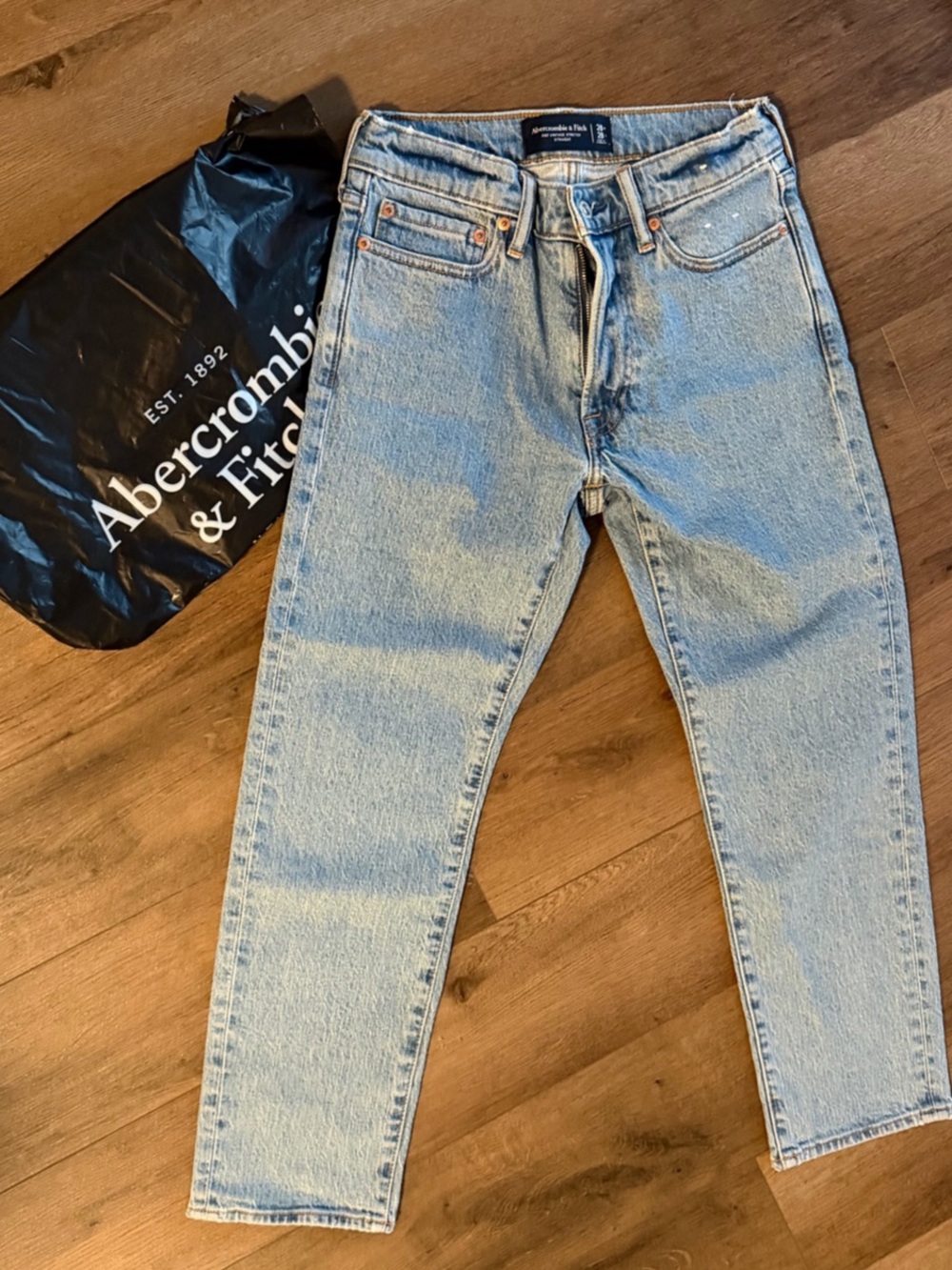 Abercrombie & Fitch 90s Straight Jean Men's Straight Leg Blue Jeans NWT